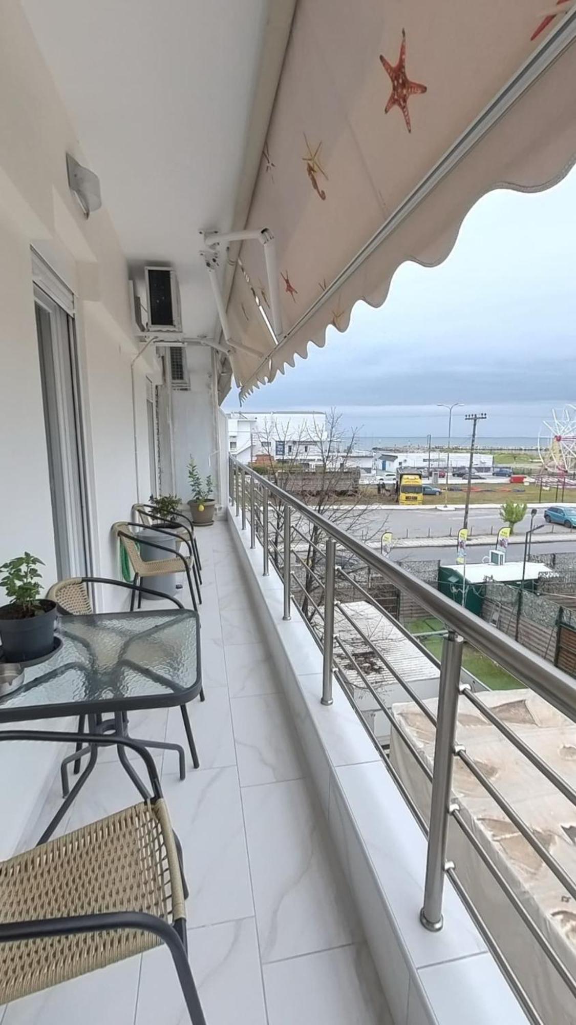 Cozy Sea View Apartment In Paralia Exterior foto